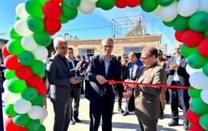 دهمین زمین چمن مصنوعی آموزش و پرورش کاشمر به بهره‌برداری رسید