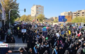 حضور پرشور مردم کاشمر در راهپیمایی ۱۳ آبان