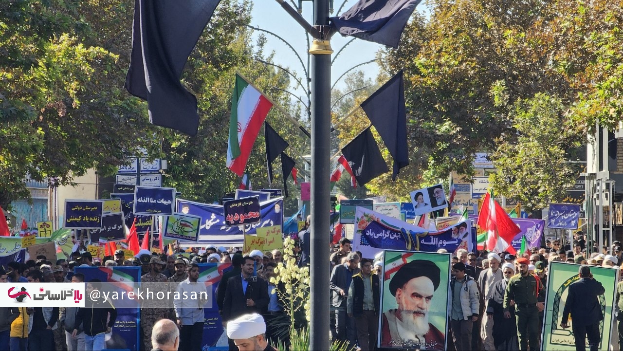 فریاد استکبارستیزی مردم کاشمر در راهپیمایی ۱۳ آبان