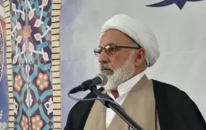 مسئولان برای حل مشکلات معیشتی مردم تلاش کنند